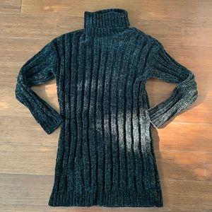 BCBGeneration Turtle neck long pullover sweater